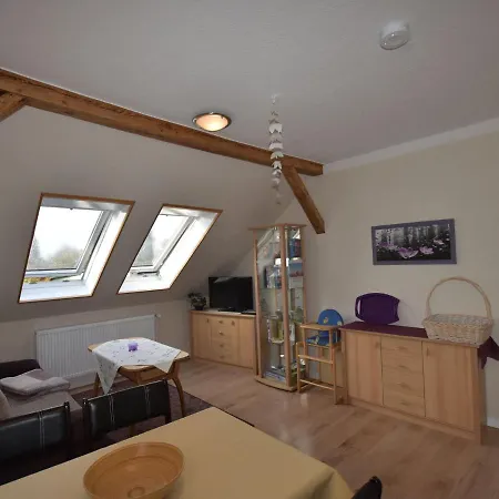 Apartament Modern In Near Beach