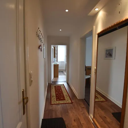 Modern In Near Beach Apartament *